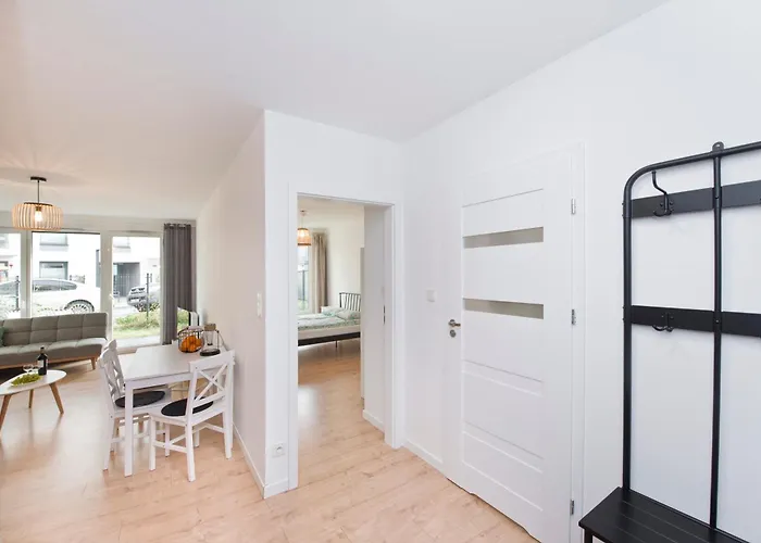 Yourapart Letnicka Sea * 格但斯克