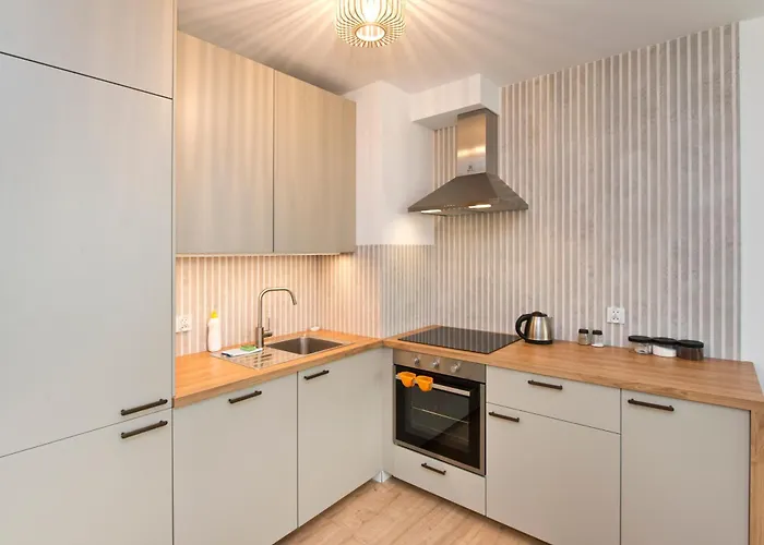 Yourapart Letnicka Sea 公寓