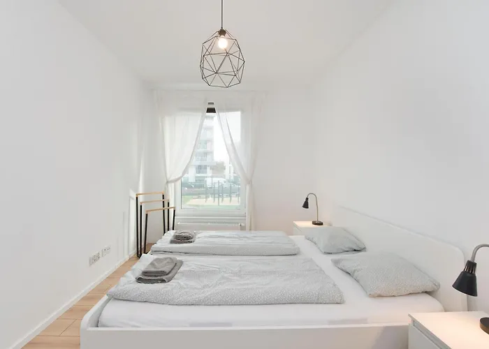 Yourapart Letnicka Sea 公寓